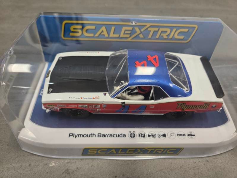 Scalextric Plymouth Barracuda - Summer Classic