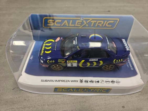 Scalextric Subaru Impressa WRX - 1995 Carlos Sainz