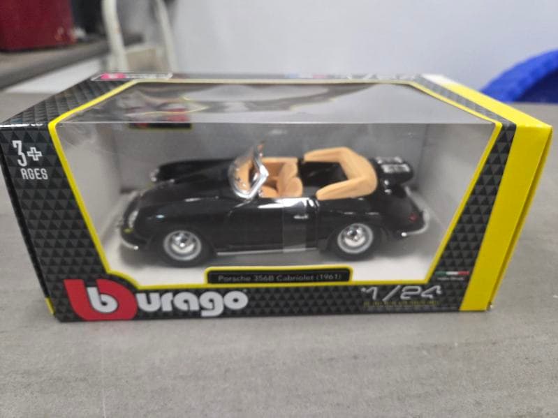 Bugaro Porsche 356B 1961 Diecast Model