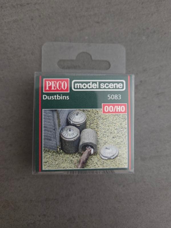 Peco HO Scale Garbage Bins