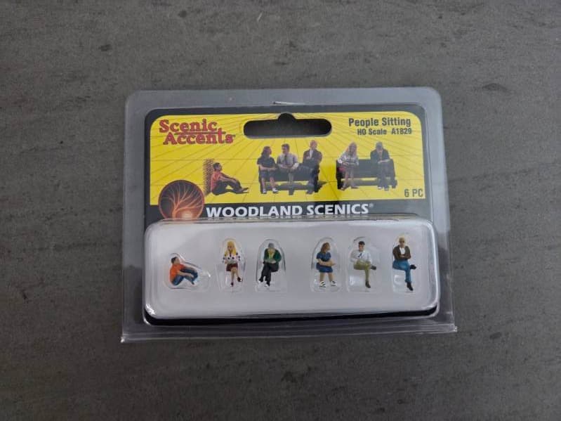 Woodland Scenics HO Scale Sitting People