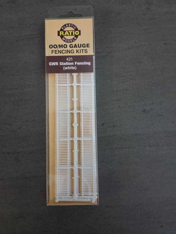 HO Scale GWR Station Fencing