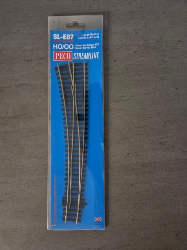 PECO HO Scale Large Radius Curved Left Hand Point - Code 100 SL-E87