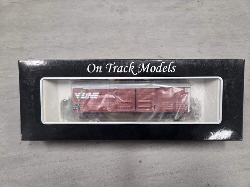 On Track Models HO Scale V Line Livestock Wagon