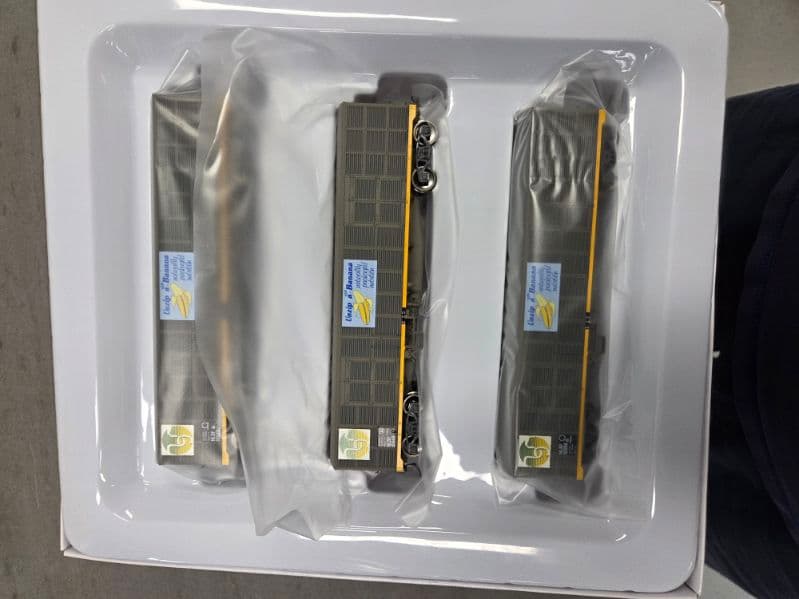 On Track Models HO Scale Banana Wagon - Blue Grime, Three Pack thumbnail
