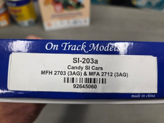 On Track Models SI-203a Candy SI Passenger Cars - HO Scale Twin Pack thumbnail
