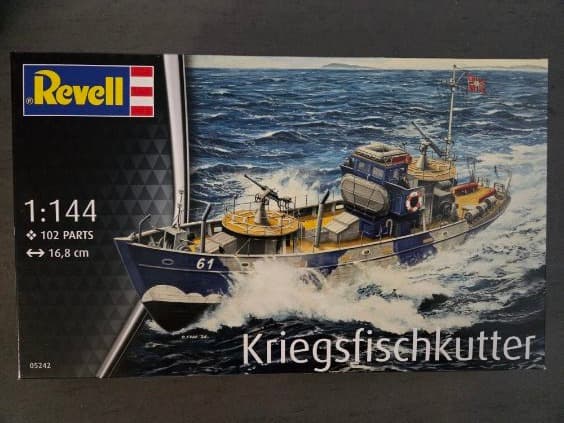 Revell Kriegsfichkutter - 1:144 Scale Model Kit