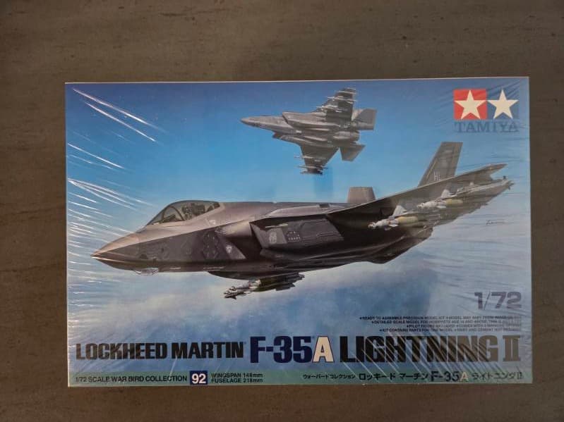 Tamiya Lockheed Martin F35-A Lightning II - 1:72 Scale Model Kit
