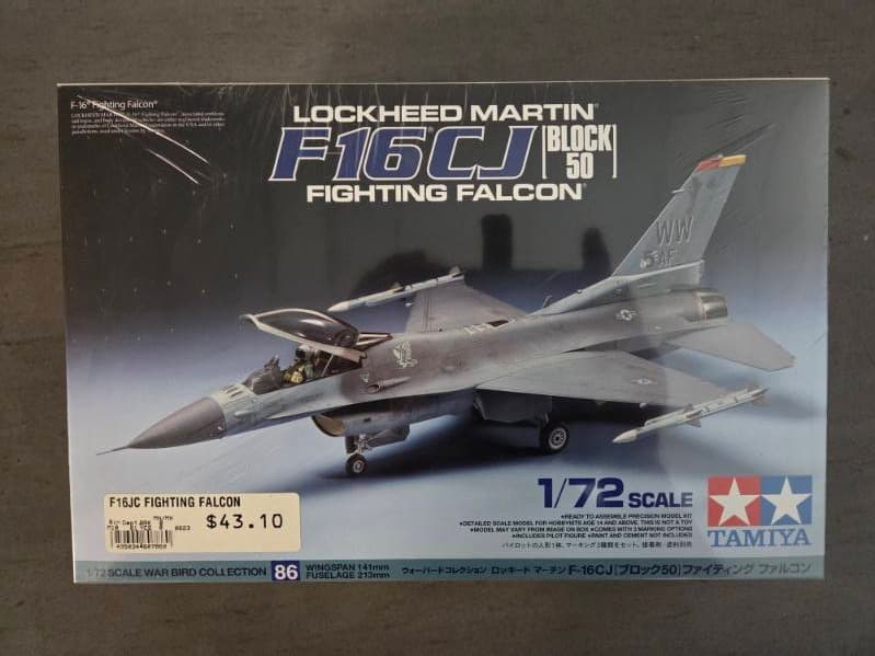 Tamiya Lockheed F16 CJ Fighting Falcon - 1:72 Scale Model Kit
