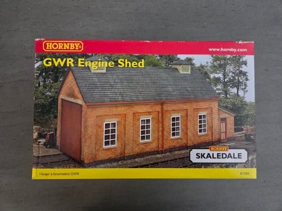 Hornby HO Scale GWR Locomotive Shed - Pre Made