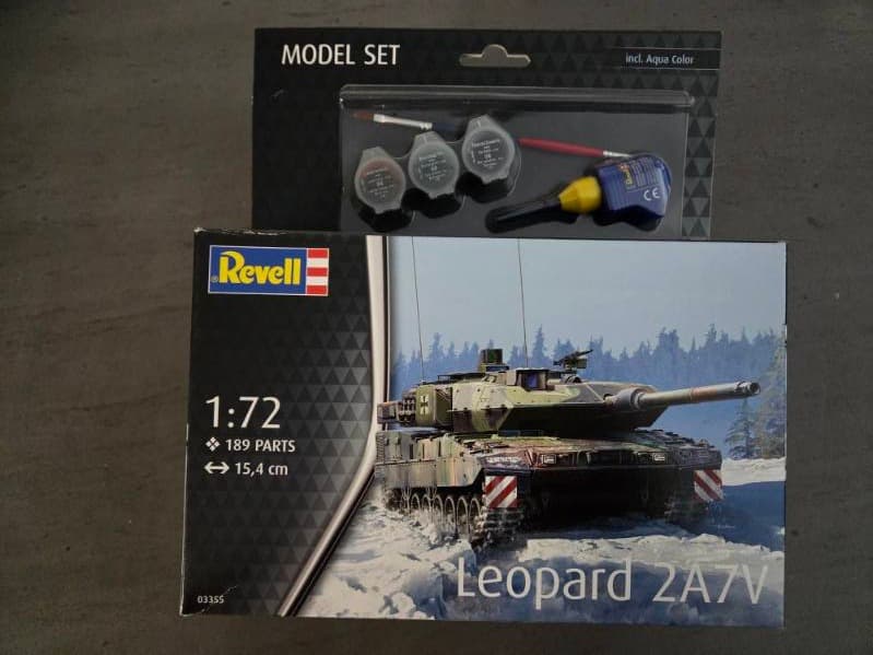 Revell Leopard 2A7V - 1:72 Scale Model Kit with Paints and Glue