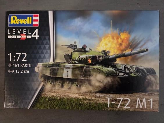 T72 M1 Tank - 1:72 Scale Model Kit