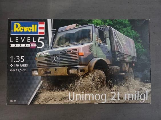 Revell Unimog 2t Milgl - 1:35 Scale Model Kit